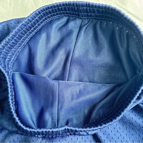 Nike 2 Piece T-Shirt & Shorts Outfit Set Boys Size 5/6 - Picture 4 of 9